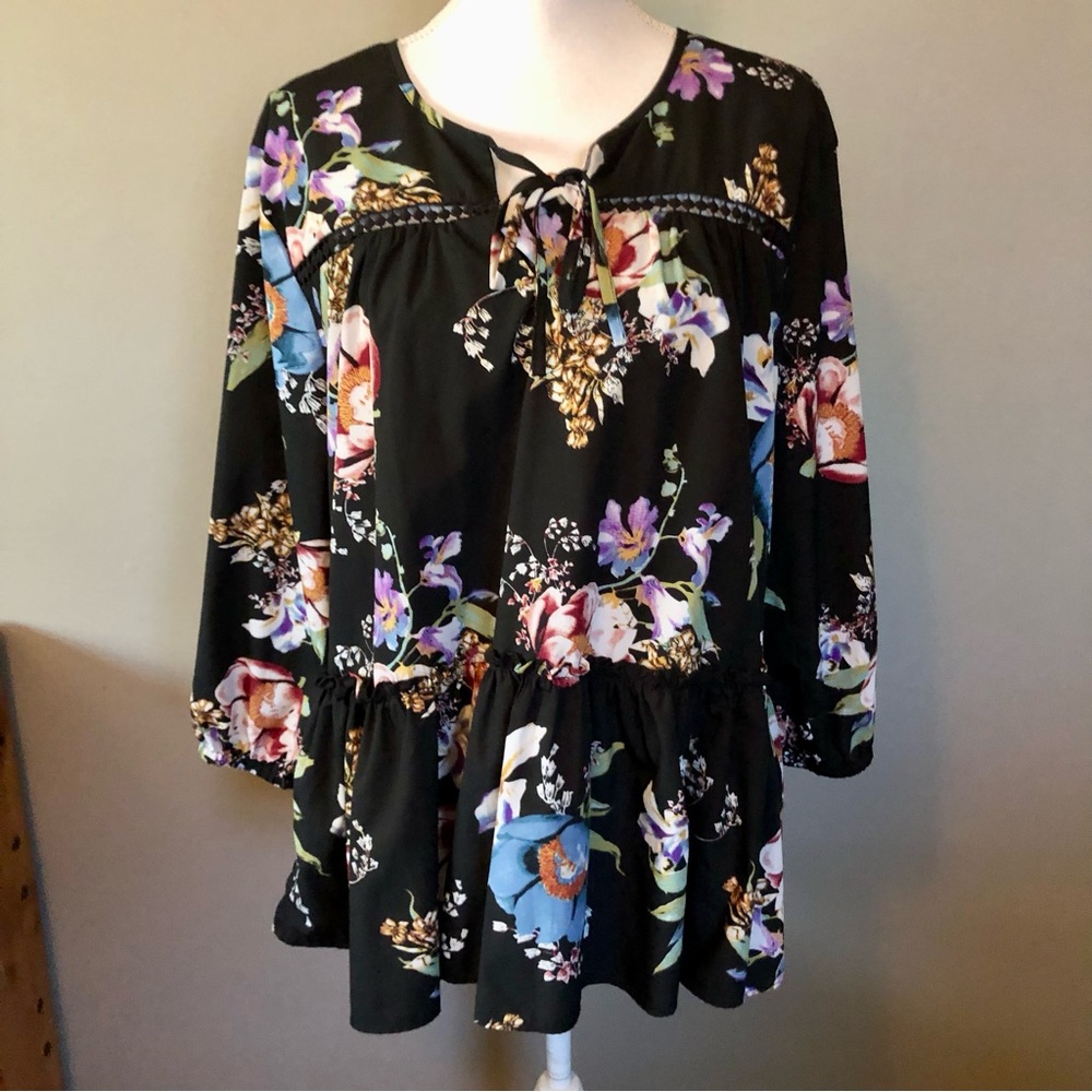 Chelsea & Theodore Blouse Womens XL Used Black Floral - Picture 15 of 15